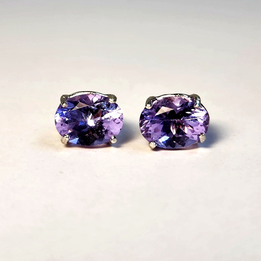 VTG 8x6mm 3cts Glowing Tanzanite Indigo 8x6mm 925 Stud Earrings, Our Last Pair - Picture 2 of 15